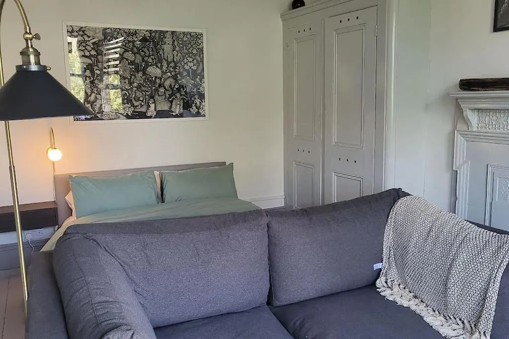 Apartment Big Comfy Studio In Central Hove With Free Onsite Parking 5 Mins From Beach - 10 Mins From Hove Großbritannien